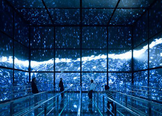 折幕投影在展館展廳的應(yīng)用場(chǎng)景